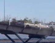 Uno atrás del otro: insólito y leve choque en el puente de La Barra de Maldonado