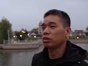 Un hombre salvó a una mujer del mismo río donde él fue rescatado décadas atrás