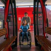Más de 115 mil personas con discapacidad utilizaron Mi Teleférico en 2025