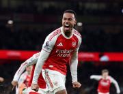 El Arsenal, campeón de invierno tras arrollar al Aston Villa