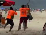 Violenta pelea en Camboriú: un turista argentino agredido por vendedores de choclos