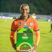 Bayron Garcés, nuevo atacante de Blooming para el 2026