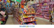 Novedosos, nostálgicos y llamativos, los juguetes que marcan tendencia en el comercio sanjuanino para Reyes Magos