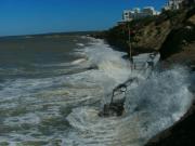 Mareas extraordinarias en Las Grutas: cuándo superarían los nueve metros, días y horarios críticos