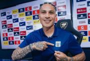 A los 42 años, Paolo Guerrero amplía su contrato con Alianza Lima hasta 2026