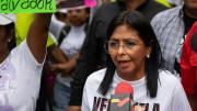¿Quién es Delcy Rodríguez, la vicepresidenta de Maduro que tomaría el poder en Venezuela?
