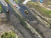 Algo huele mal en Pinamar: se rompió un caño cloacal e inundó la ruta 11, que quedó cortada