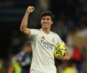 Real Madrid goleó al Betis con triplete de Gonzalo y recortó distancias con el Barcelona