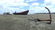 Laguna de Rocha: la sequía y los fuertes vientos dejaron a los barcos de pescadores anclados en la arena