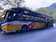 Bus de la cooperativa Baños se incendió en medio de la ruta cuando se dirigía a Quevedo