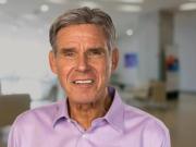 Ni dietas estrictas ni horas en el gimnasio: las claves de Eric Topol para llegar a ser un súper anciano