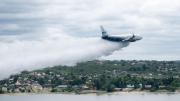 Santiago del Estero envió su avión hidrante para combatir un incendio forestal en Esquel