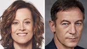 Sigourney Weaver y Jason Isaacs se unen al elenco de la serie Tomb Raider