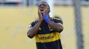 La preocupante causa que motivó la salida de Luis Advíncula de Boca Juniors