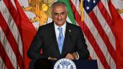 Quién es Reza Pahlavi, el príncipe heredero del sha de Persia que desde su exilio en EE.UU. animó a los iraníes a salir a las calles a protestar