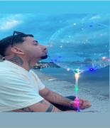 Joven lucha contra un cáncer de colon /Necesita viajar al exterior para acceder a un tratamiento especializado