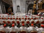 Revolución en el Vaticano: el Papa y los cardenales pactan una reunión anual para cogobernar la Iglesia