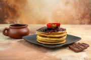 ¡Fácil y económicas! Paso a paso para preparar panquecas de chocolate con menos de 10 ingredientes