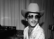 Bruno Mars regresa a la música tras larga pausa de 10 años (+Detalles)