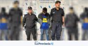 Tres delincuentes detenidos cuando intentaban robar vehículos