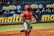 Luisangel Acuña hace historia tras protagonizar ofensiva con cuatro jonrones en un juego