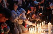 Miles de personas se reunieron en Bogotá para despedir con música y velas a Yeison Jiménez