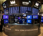 Wall Street cae mientras Donald Trump ataca a la Fed y crece la búsqueda de refugio