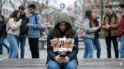 Las redes sociales perjudican la salud mental de los jóvenes, especialmente de las niñas, asegura informe francés