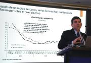 Ante inversionistas extranjeros, el nuevo vicepresidente del Banco Central enfatiza que la tasa actual de 4,5% sigue siendo restrictiva