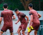 Oriente busca amistoso mientras sondea un zaguero central