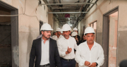 Orrego visitó las obras de remodelación e instalaciones del Hospital Marcial Quiroga: el detalle de las obras