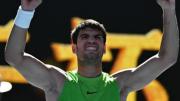 Alcaraz cumple y avanza a la tercera ronda del Abierto de Australia
