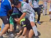 Ya cuando eran tres, no podía más: el relato de la mujer árbitro agredida en un partido amateur en Bahía Blanca