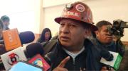 Mineros asalariados aseguran que en Bolivia hay oro a “patadas”, pero los traficantes lo sacan del país