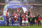 Supercopa de Colombia: Santa Fe, de Repetto, goleó 3-0 al Junior de Arias y fue campeón