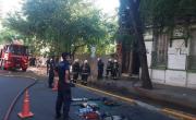 Incendio en La Boca: hay una docena de evacuados y cuatro personas afectadas por el humo