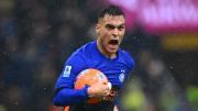 Los goles de Lautaro Martínez nunca faltan y sostienen al Inter en lo más alto de la Serie A
