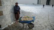 Al menos 61 fallecidos y más de 100 heridos por fuertes lluvias y nieve en Afganistán