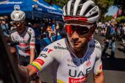 Así está el estado de salud de Jhonatan Narváez tras su caída en el Tour Down Under