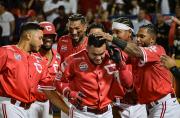 Cardenales eliminó a las Águilas y sigue con vida