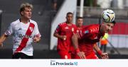 River le ganó un partido polémico a Barracas Central