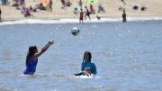 Clima en Uruguay hoy: lo que hay que saber según Inumet para este domingo 25 de enero; rige una ola de calor