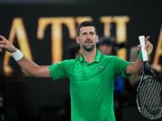 Novak Djokovic avanza sin jugar a los cuartos final y logra otro récord en el Abierto de Australia