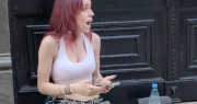 Video: una joven cantante sanjuanina la rompió en las calles porteñas y se hizo viral