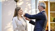 Carmen Gloria Larenas recibe la Legión de Honor, máxima distinción de la República de Francia