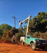 ANDE realiza mantenimiento preventivo de redes eléctricas en Yguazú
