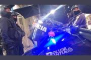 Un sujeto llegó en una moto, le sacó la rueda trasera y se dio a la fuga