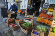 El calor extremo golpea a las verdulerías, un rubro con pérdidas constantes