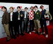 La presidente de México pide a su homólogo coreano más conciertos del grupo de k-pop BTS