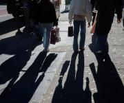 La confianza del consumidor estadounidense cae a su nivel más bajo desde 2014